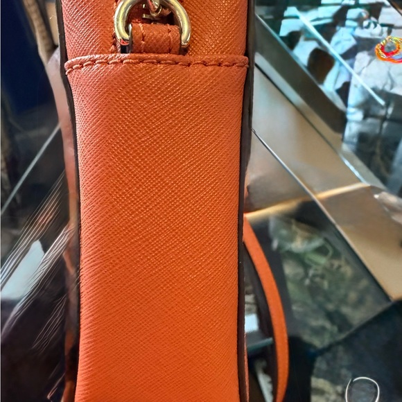 Michael Kors Jet Set Crossbody Orange Saffiano Leather - Picture 3 of 7